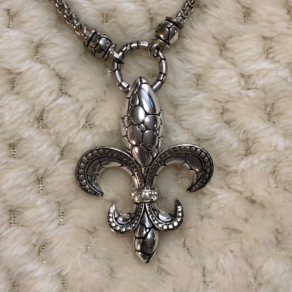 Fleur De Lis Necklace